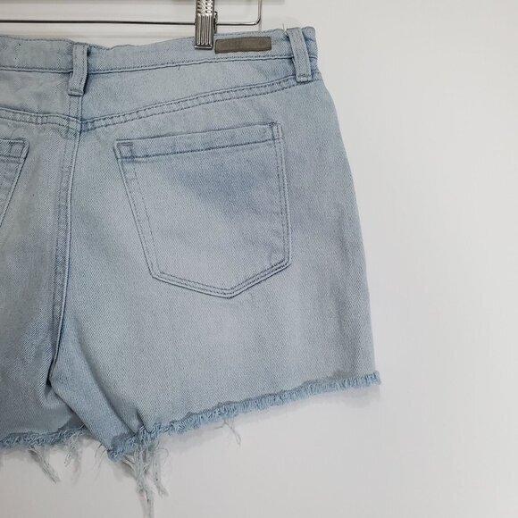 BLANK NYC Women Denim Shorts Size 30 The Fulton Raw Hem Y2K High Rise Light Wash - Picture 7 of 9
